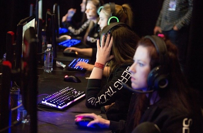 Stay safe while playing online