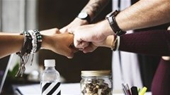 End-of-year checklist for businesses, big and small