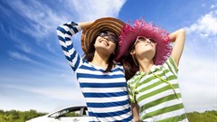 Targeting Chinese tourists along their customer journey