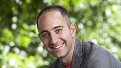 Warren Moss is the founder and CEO of Demographica.