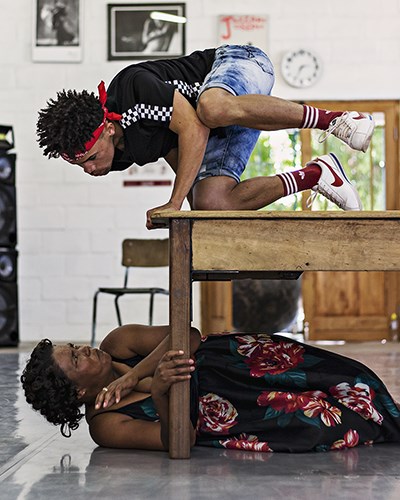 Prepare to be moved by Mooi Genoeg om Engels te Praat