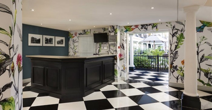 Negotiating the gap between aesthetics and profit