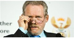 Dr Rob Davies, minister of trade and industry