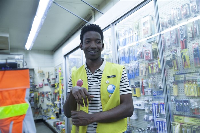 #NetflixAndChill: You're better off giving Brie Larson's directorial debut, Unicorn Store, a miss