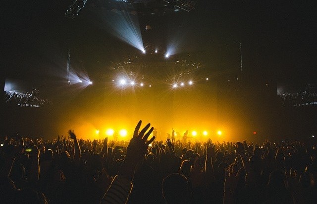 Image by StockSnap via Pixabay