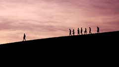 The dilemma of leadership in the advertising and media industry