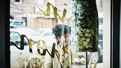 How interior décor helps create immersive retail experiences