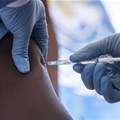 A health worker administers the Ebola vaccine. EPA-EFE
