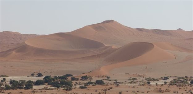 Temporary streams in dry parts of Namibia provide rare but vital groundwater recharge for local people. Heike Wanke. Author provided