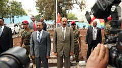 Eritrean President Isaias Afewerki and Ethiopian Prime Minister Abiy Ahmed during a ceremony marking the reopening of the Eritrean Embassy in Addis Ababa, Ethiopia, on July 16, 2018. A recent thawing of relations between the two countries did not lead to improved conditions for the media in Eritrea. Credit: CPJ/Reuters/Tiksa Negeri.