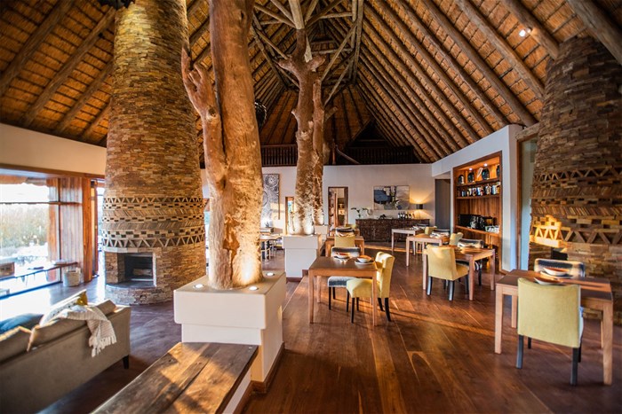 Leadwood Manor House at Tala Collection Game Reserve is ideal for celebrations