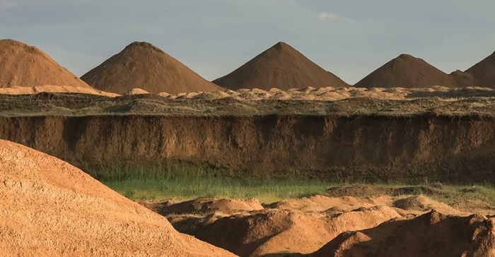 Mining in a circular economy meets stumbling blocks