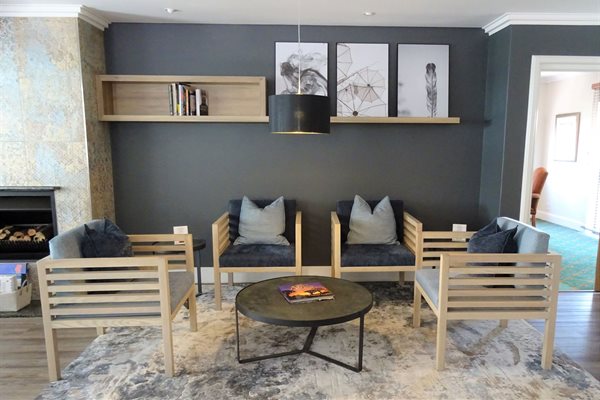 Courtyard Hotel Sandton sports new look lounge