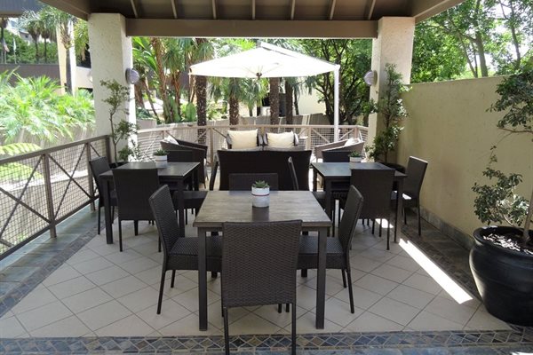 Courtyard Hotel Sandton sports new look lounge