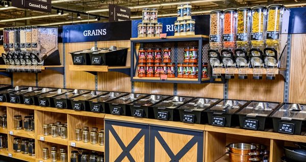 Pick n Pay trials 'pick and weigh' packaging-free zone in Cape Town