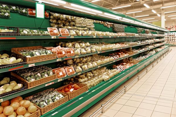 Apartheid-era municipal by-laws favour large supermarket chains