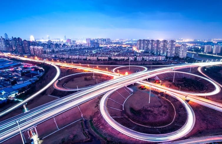 Widespread use of autonomous vehicles could increase or cut greenhouse gas emissions. It all depends on public policy. (Shutterstock)