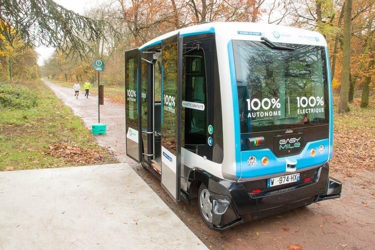 An autonomous shuttle service in Vincennes Woods, in Paris, fills the gaps in commuter transportation. (Shutterstock)