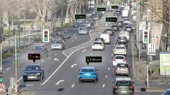 Audi introduces Traffic Light Information service in Düsseldorf