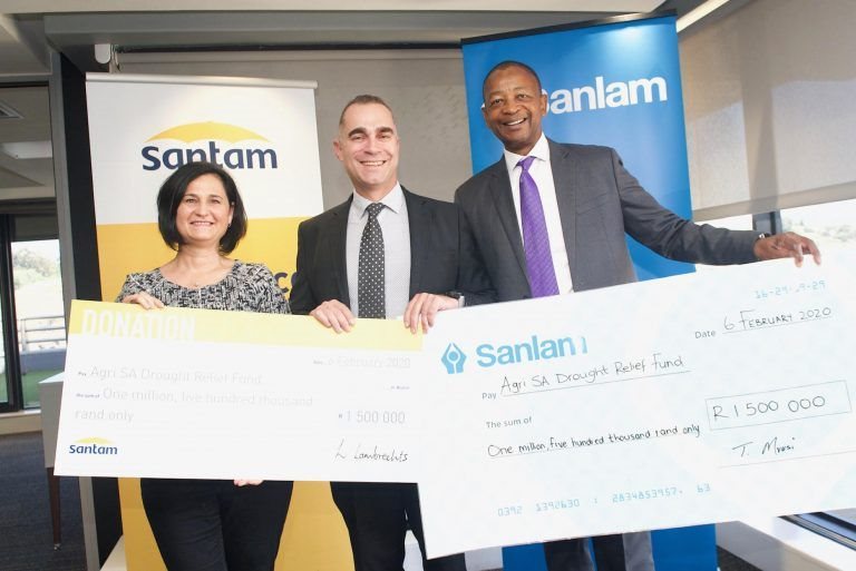 From left to right: Lizé Lambrechts, CEO of Santam, Omri van Zyl, CEO of Agri SA and Temba Mvusi, board director for Sanlam and CE of Sanlam Group Market Development.