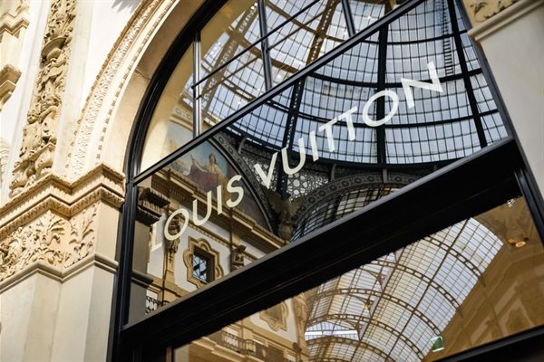 Luxury brands' 3 best practices for coping with Covid-19