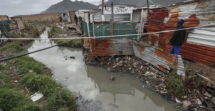 Persistent rampant poverty has been blamed on the compromises made by the African National Congress during negotiations to end apartheid. EFE-EPA/Nic Bothma