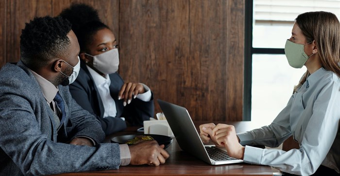 Photo by August de Richelieu from .