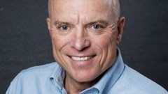 Spur CEO Pierre van Tonder to retire