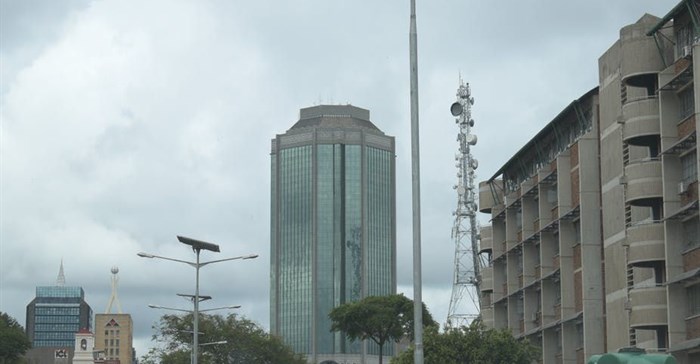 Central bank (in the background) can no longer perform its function of being the lender of last resort. Shutterstock