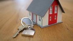 Sell fast - there's another real estate slowdown on the way