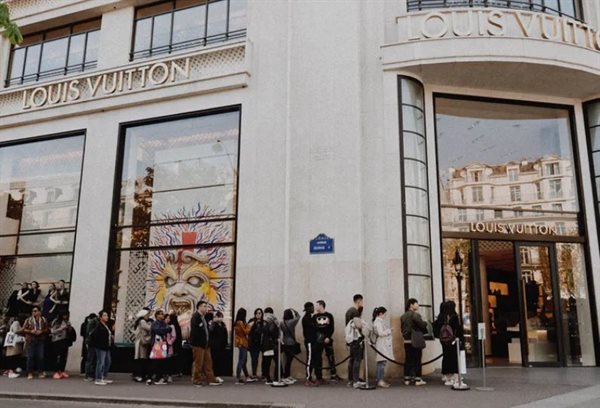 Not your average souvenir shop. Credit: Melanie Pongratz via Unsplash