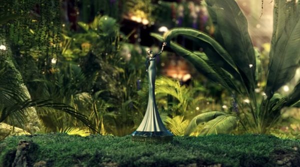 Big win for SA's Sindiso Khumalo at Green Carpet Fashion Awards