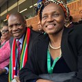Dr Zweli Mkhize and his wife, May. Image: Twitter