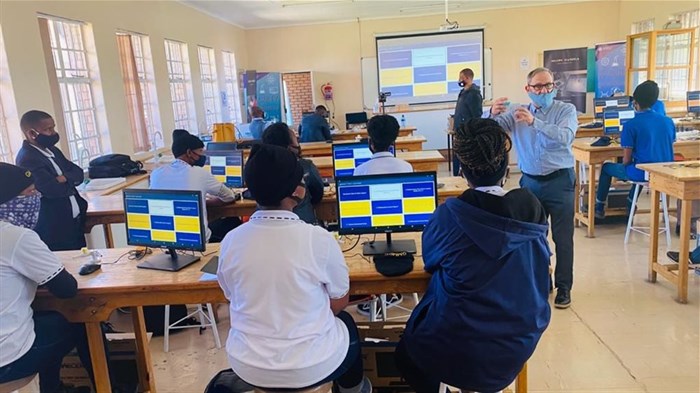 Students at the Masccom centre