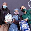Mercedes-Benz SA donates 1,000 food parcels to Eastern Cape communities