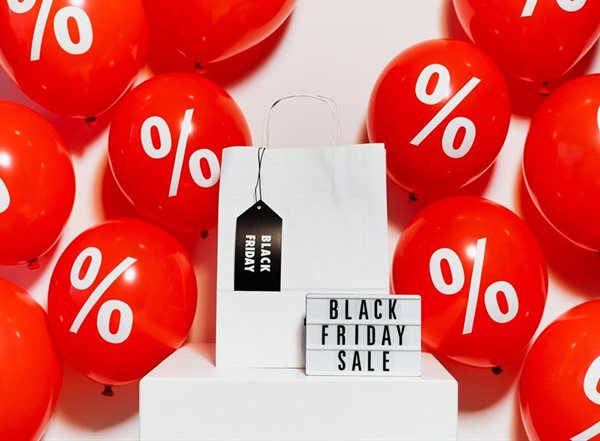 Photo by Karolina Grabowska© from