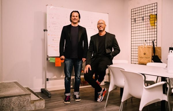 Arie Fabian (left) and Paul Simon (right).