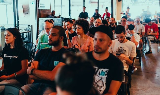 Photo by Matheus Bertelli© from