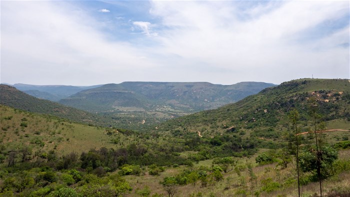 Valley views from Zulu Rock Lodge. Babanango Game Reserve - © Di Brown