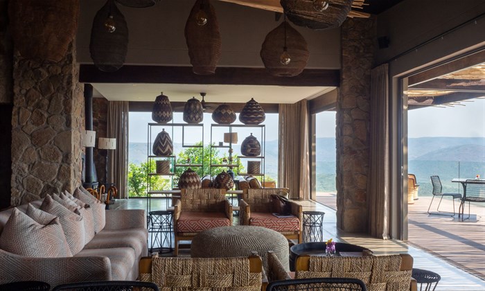 The stylish Zulu Rock Lodge - © Di Brown