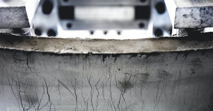 Bendable concrete and other CO2-infused cement mixes could dramatically cut global emissions