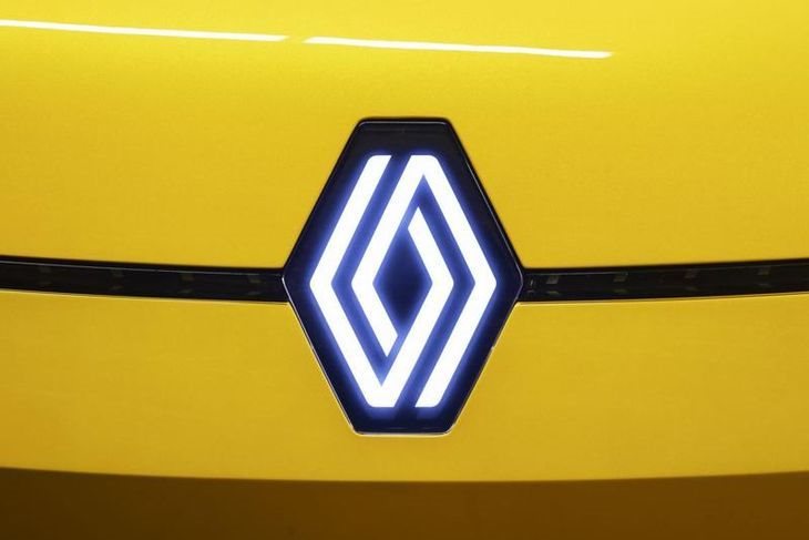 Renault reveals a new badge design