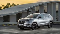Between cows and cornfields in the Nissan Qashqai Midnight Edition