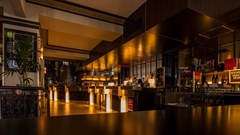 Advertising. A restaurant without a kitchen