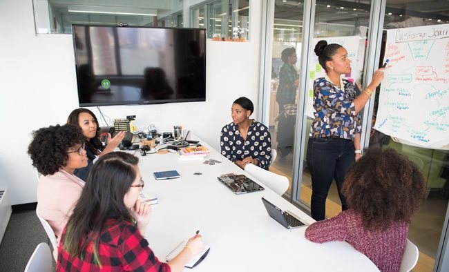 Photo by Christina Morillo from