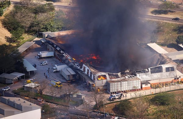 A general view of a burning warehouse in Durban, after protests erupted. 14 July 2021. Reuters/Rogan Ward