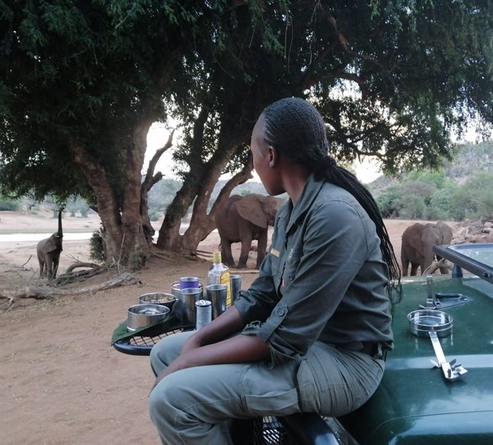 Meet Makuleke's first female field guide: Shiluva Khosa
