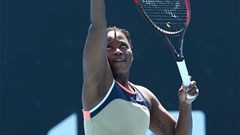 Wheelchair tennis pro KG Montjane bags Avon beauty sponsorship