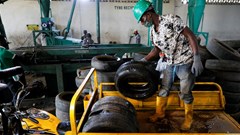 A new type of black gold in Nigeria: used car tyres