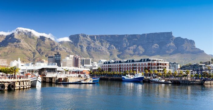 Source: ©HONGQI ZHANG